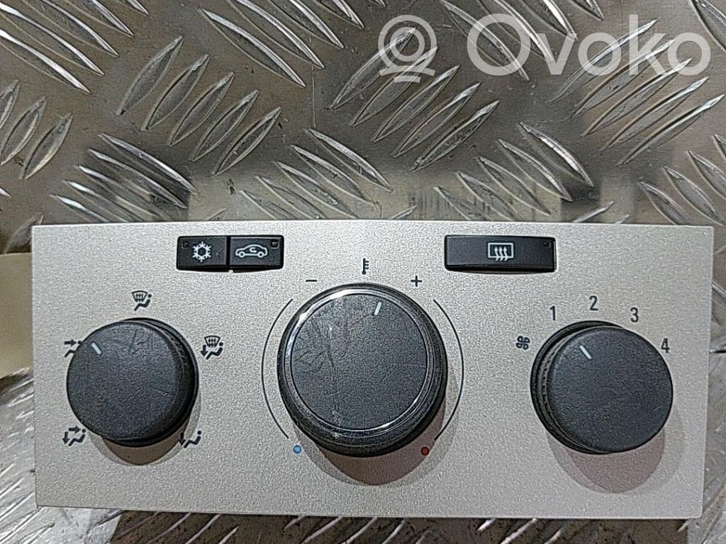 Opel Astra H Climate control unit 