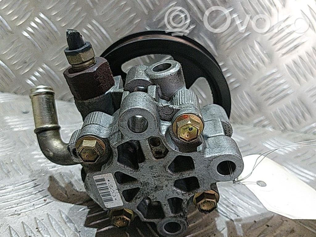 Toyota Corolla Verso E121 Servopumpe 