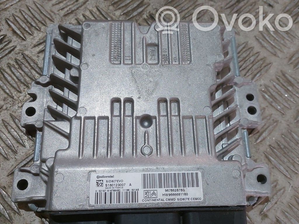 Peugeot 308 Calculateur moteur ECU 
