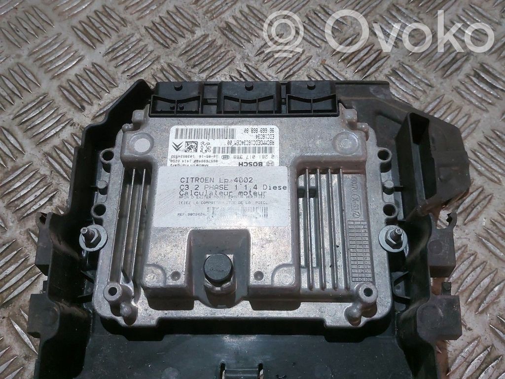 Engine control unit/module   1944G5