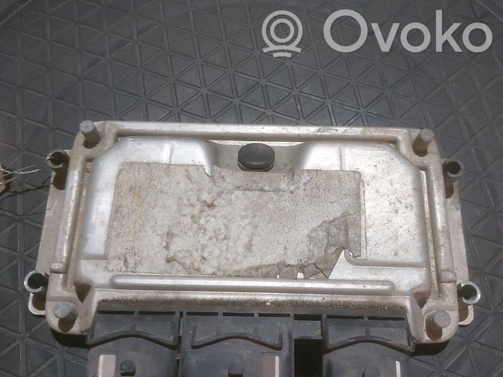 Peugeot 206 CC Engine control unit/module 