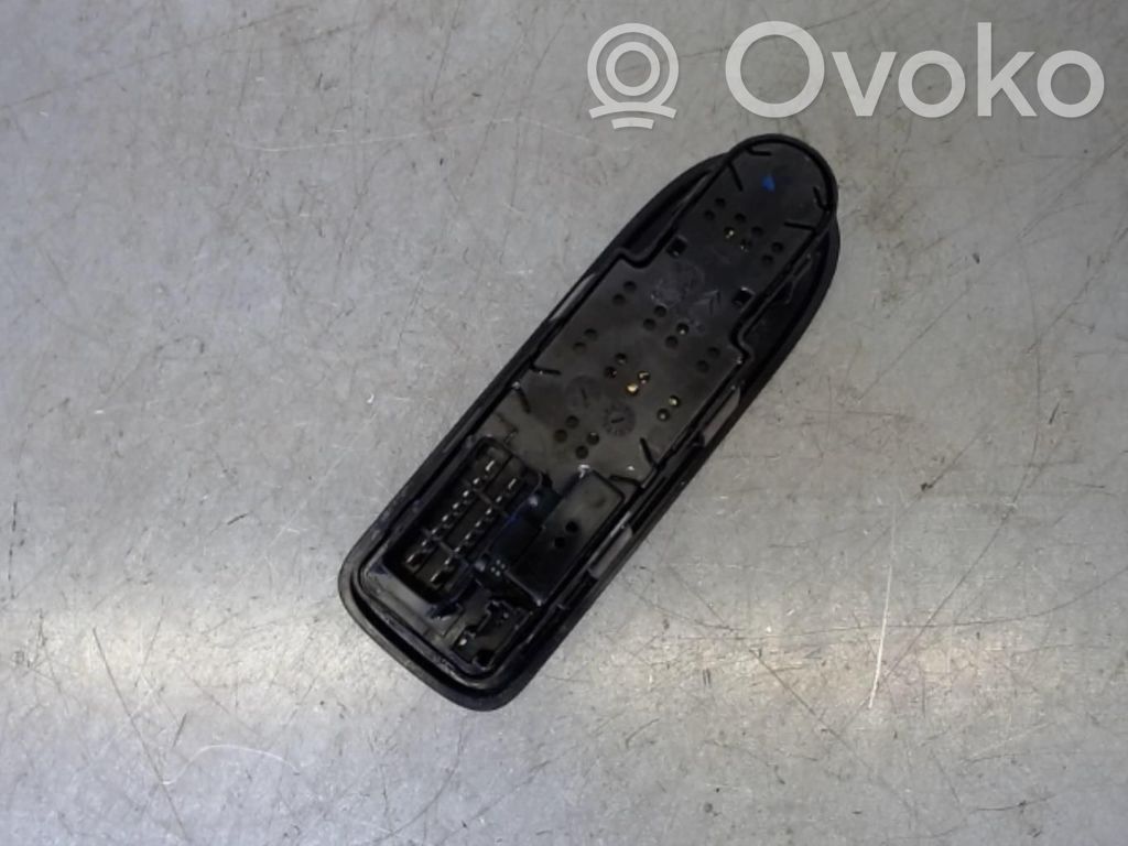 Electric window control switch   98012283XT