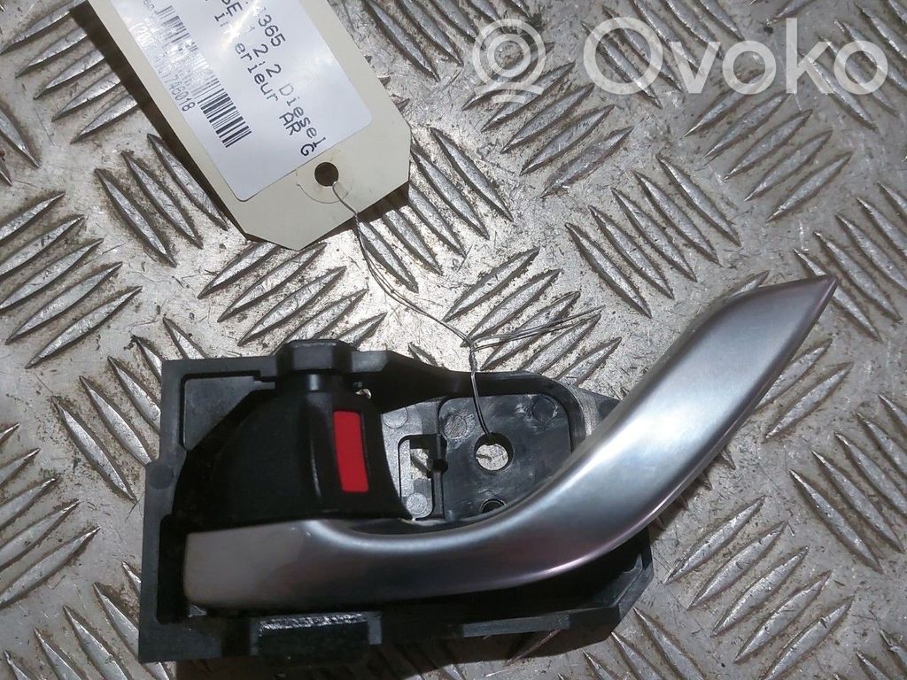 Manecilla interna puerta trasera   GHP959330B