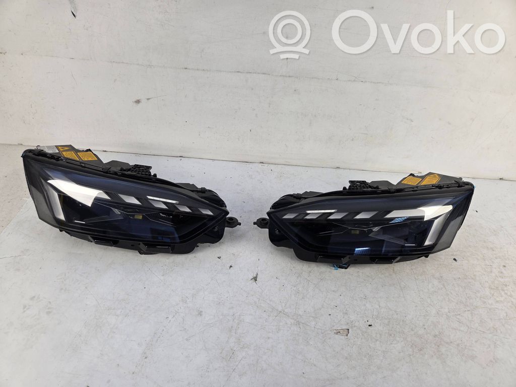 Audi A5 Headlight/headlamp 