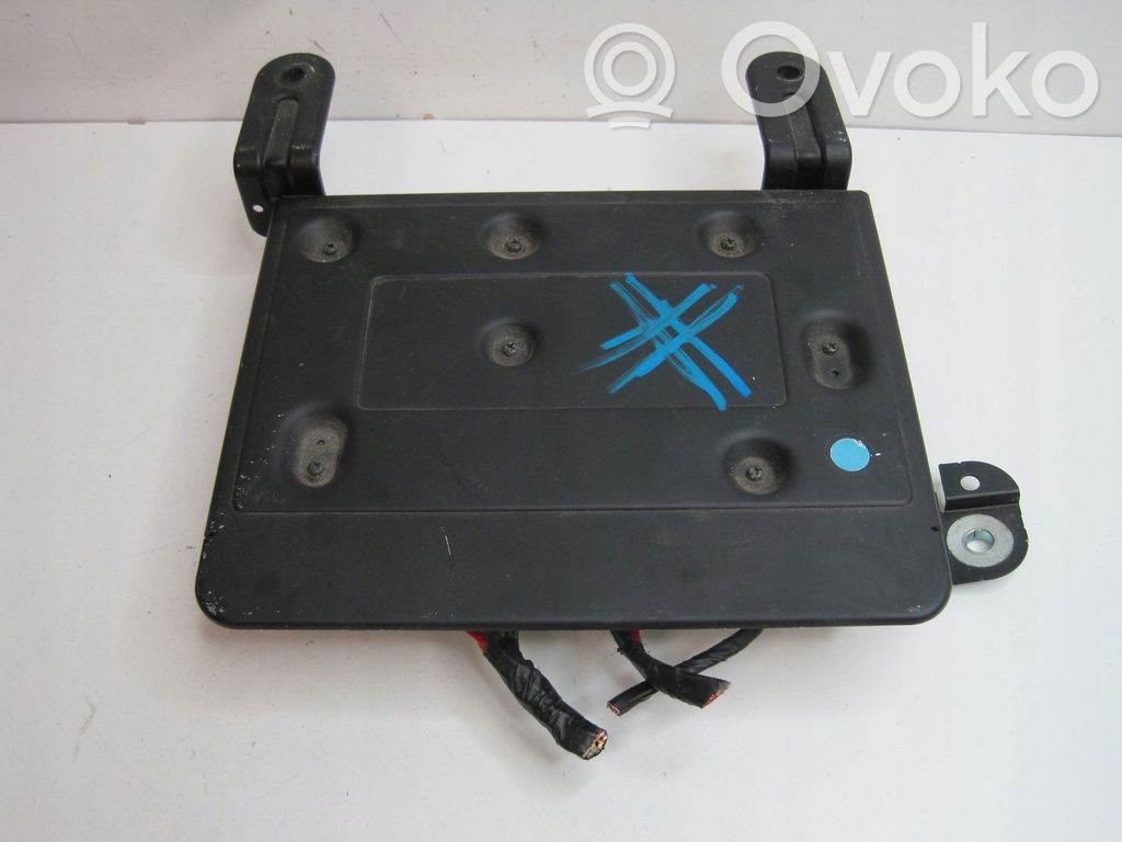 Volvo V60 Sound amplifier 