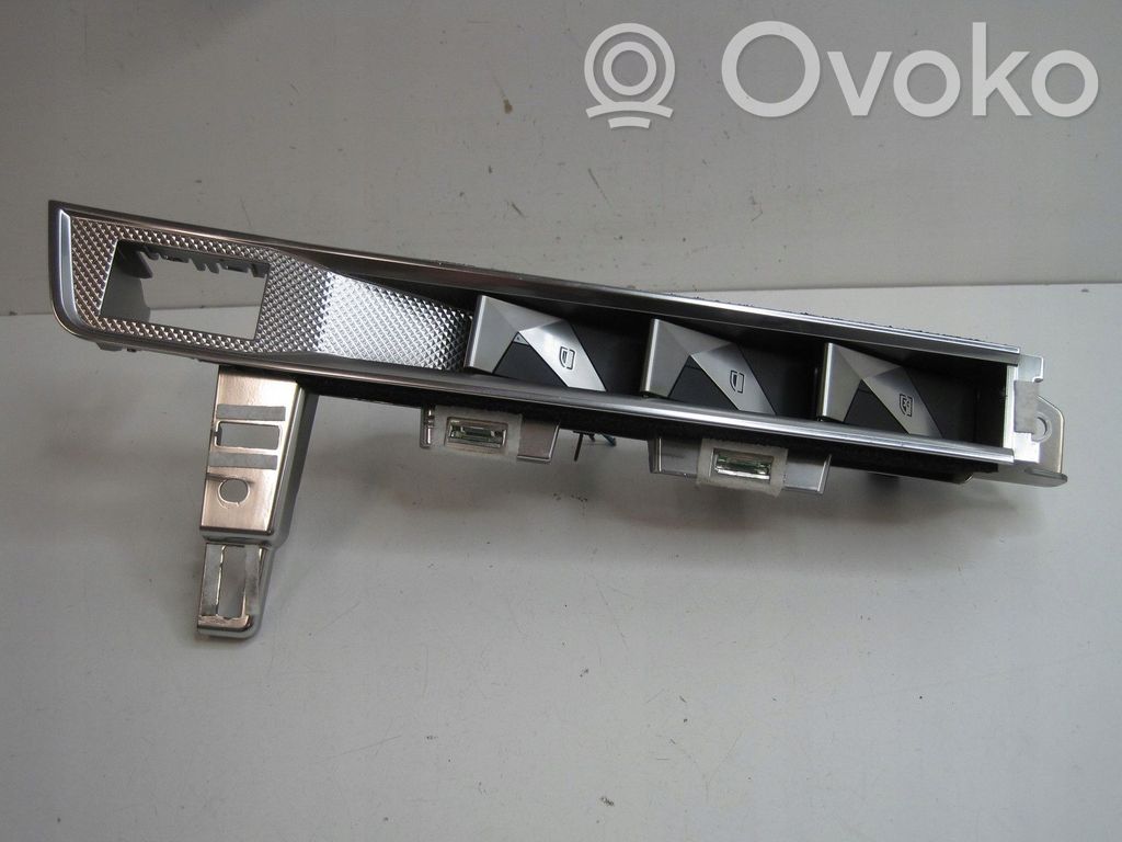 Citroen C4 Grand Picasso Central console control unit 