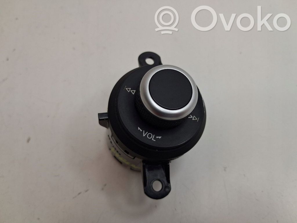 Alfa Romeo Stelvio Central console control unit 