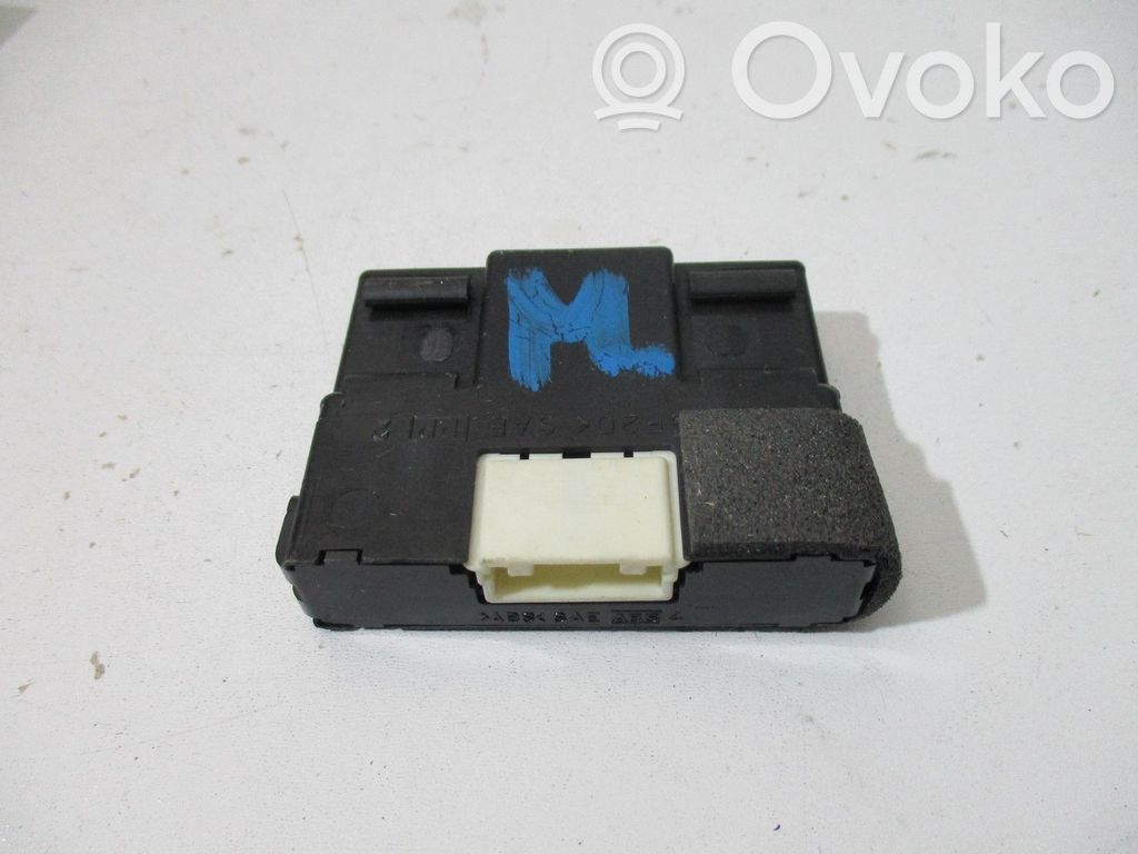 Toyota Hilux (N140, N150, N160, N170) Kit système audio 
