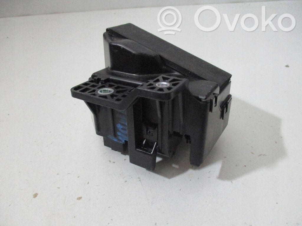 Hyundai H-1, Starex, Satellite Kit del sistema de audio 