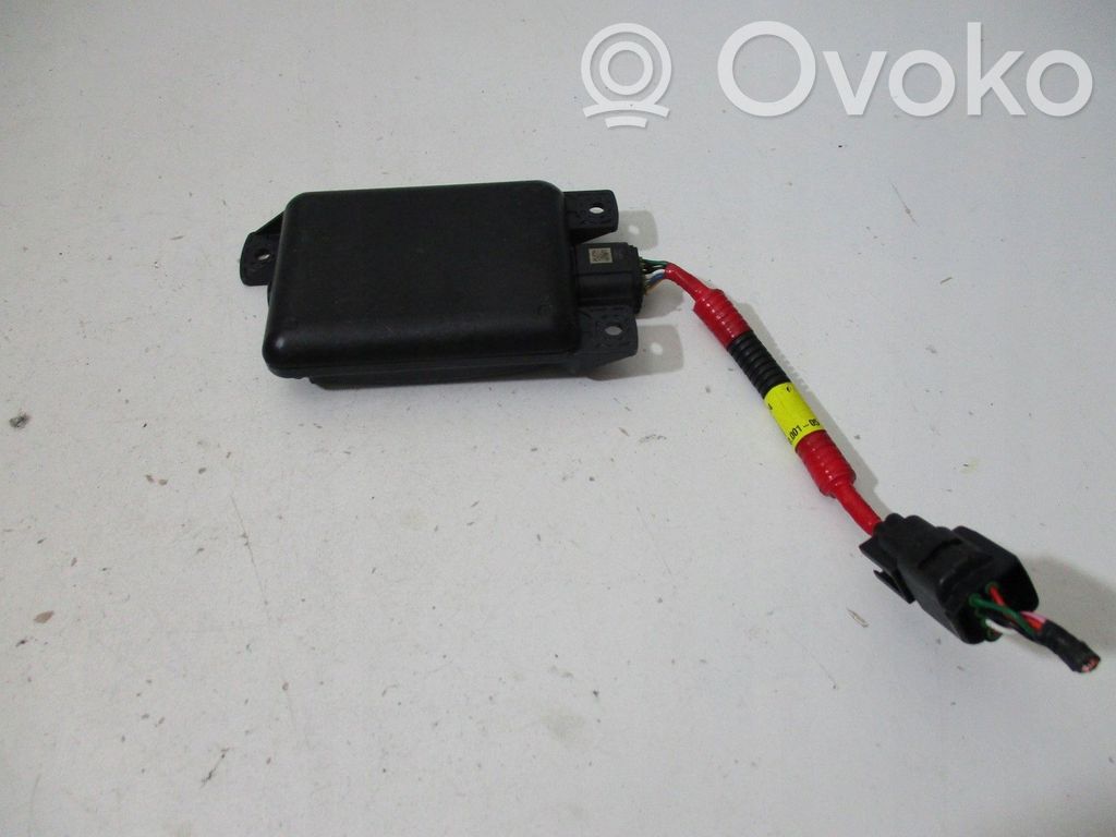 Hyundai H-1, Starex, Satellite Kit del sistema de audio 