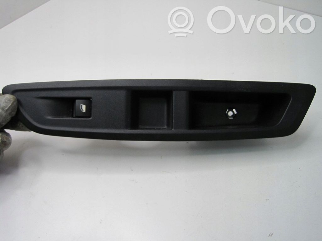 Citroen C4 Grand Picasso Central console control unit 