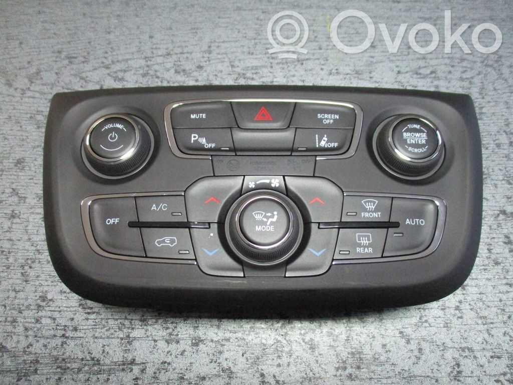 Jeep Compass Central console control unit 