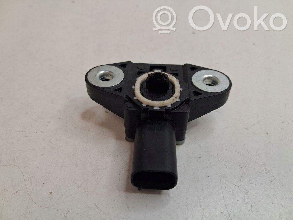 Hyundai H-1, Starex, Satellite Sensor impacto/accidente para activar Airbag 