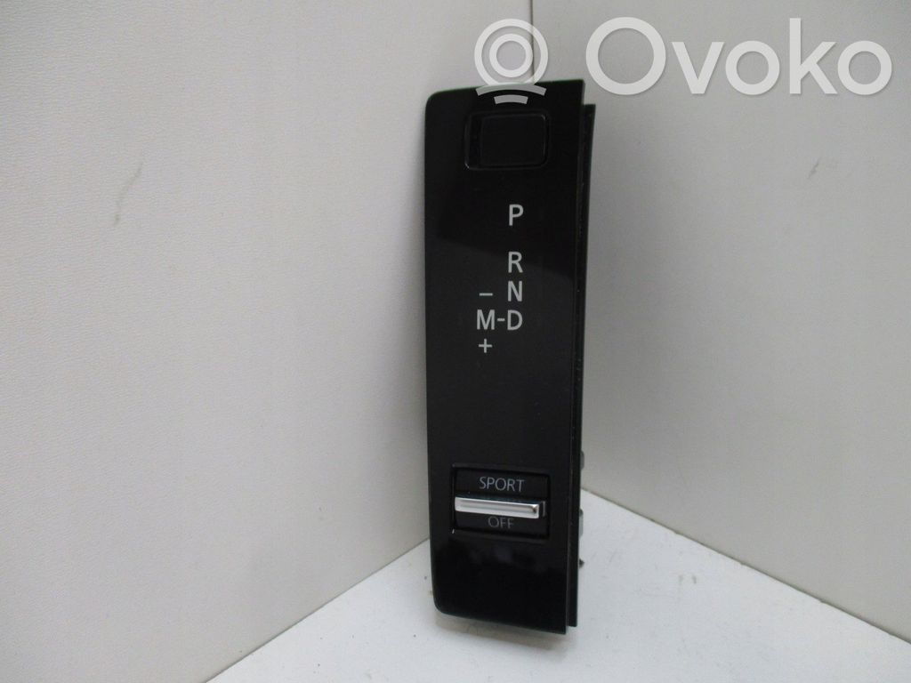 Central console control unit   CX30