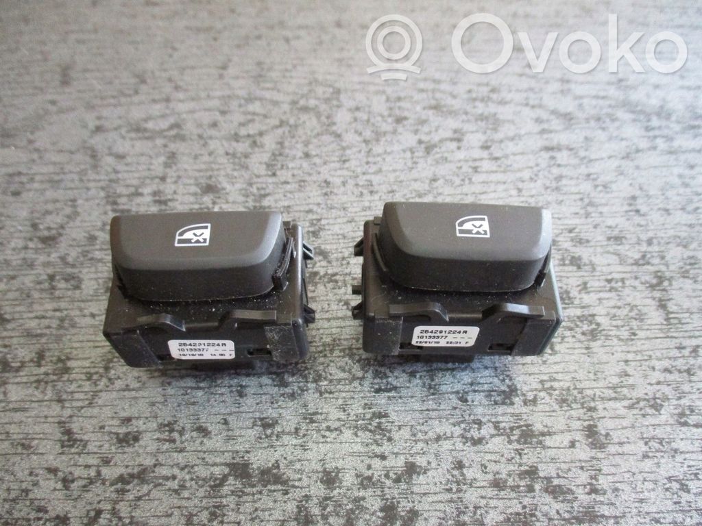Renault Captur Other engine bay part 