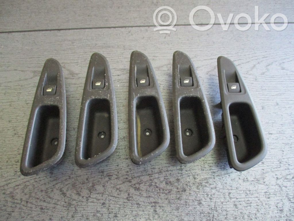 Peugeot 308 Audio system kit 