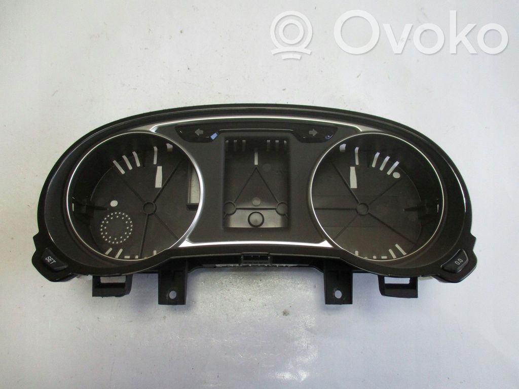 Audi A1 Speedometer (instrument cluster) 