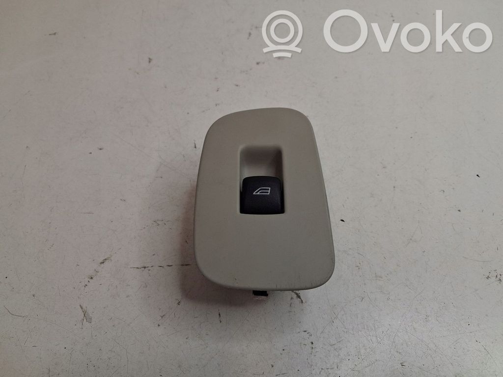 Volvo XC60 Central console control unit 