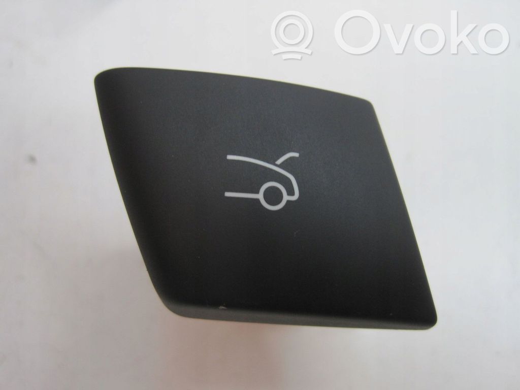 Citroen DS5 Central console control unit 