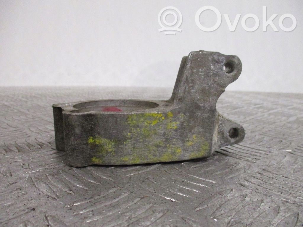 Chevrolet Astra Engine mount bracket 