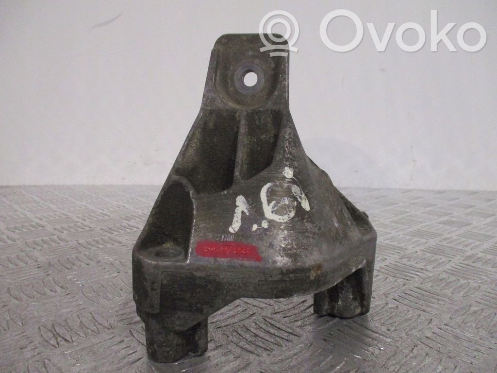 Opel Vectra B Engine mount bracket 