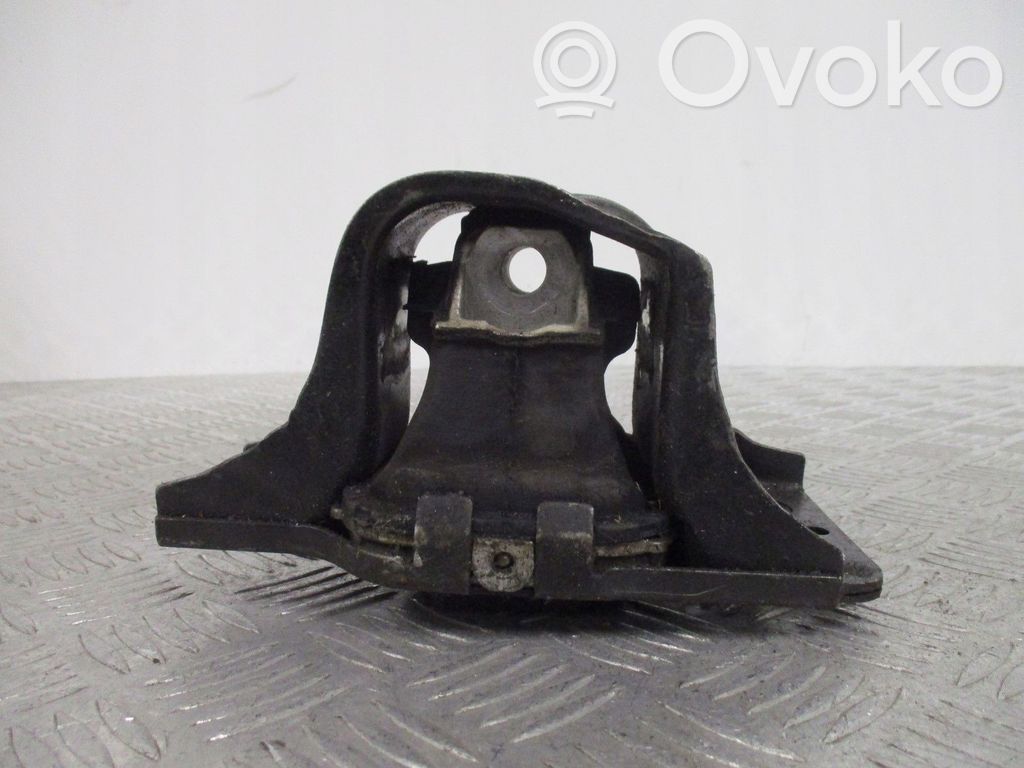 Renault Megane II Engine mount vacuum valve 