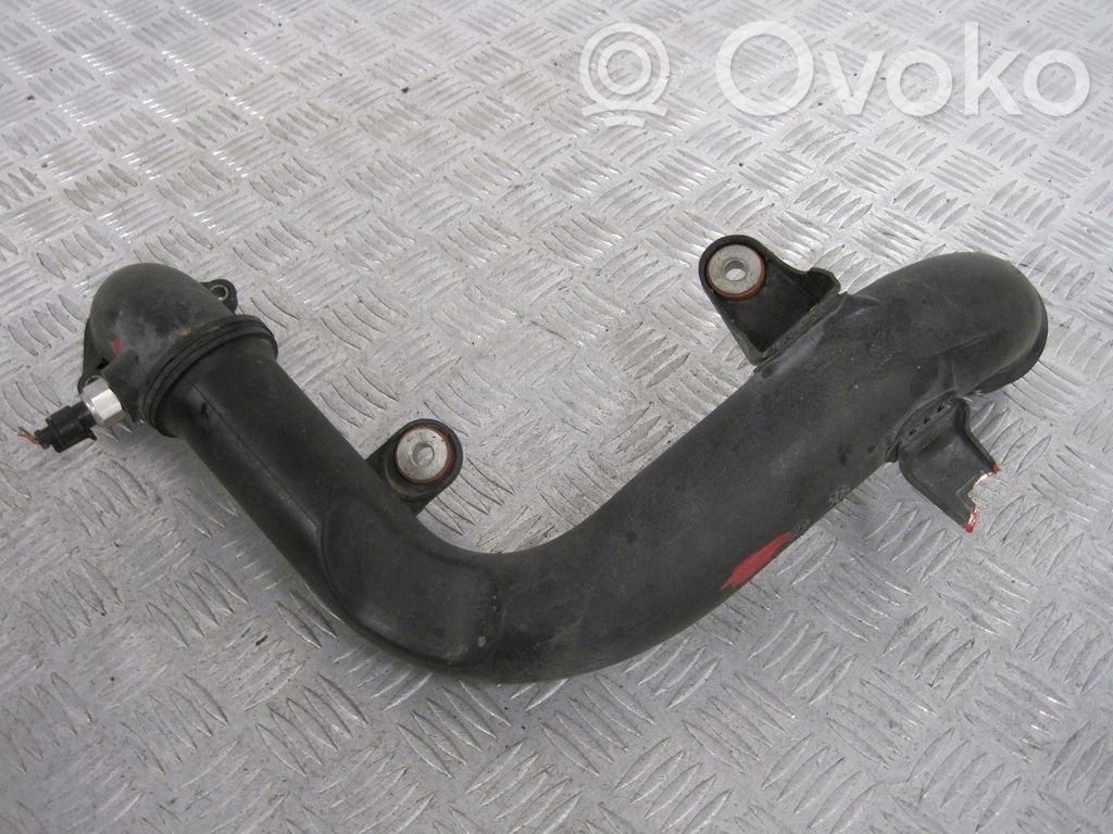 Alfa Romeo Stelvio Piesă sistem vacuum turbosuflantă 