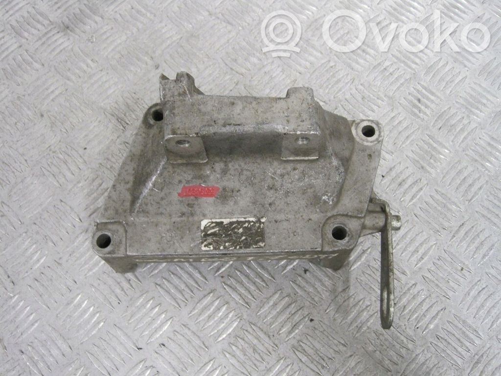 Opel Corsa C Engine mount bracket 