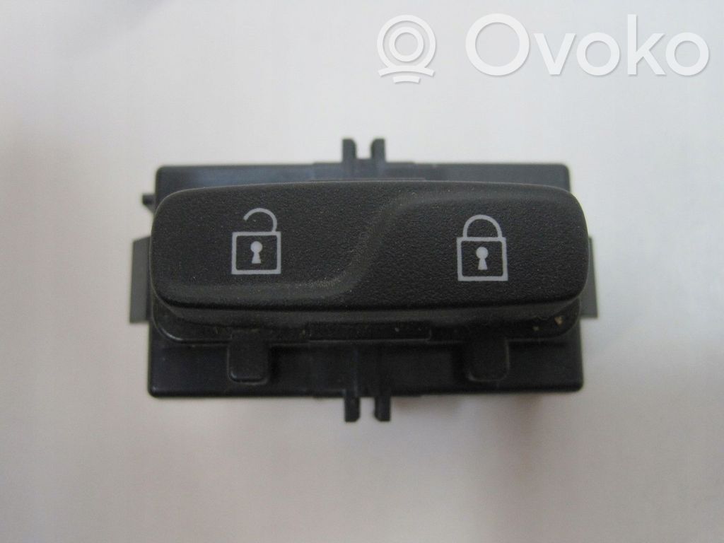 Volvo XC70 Central console control unit 