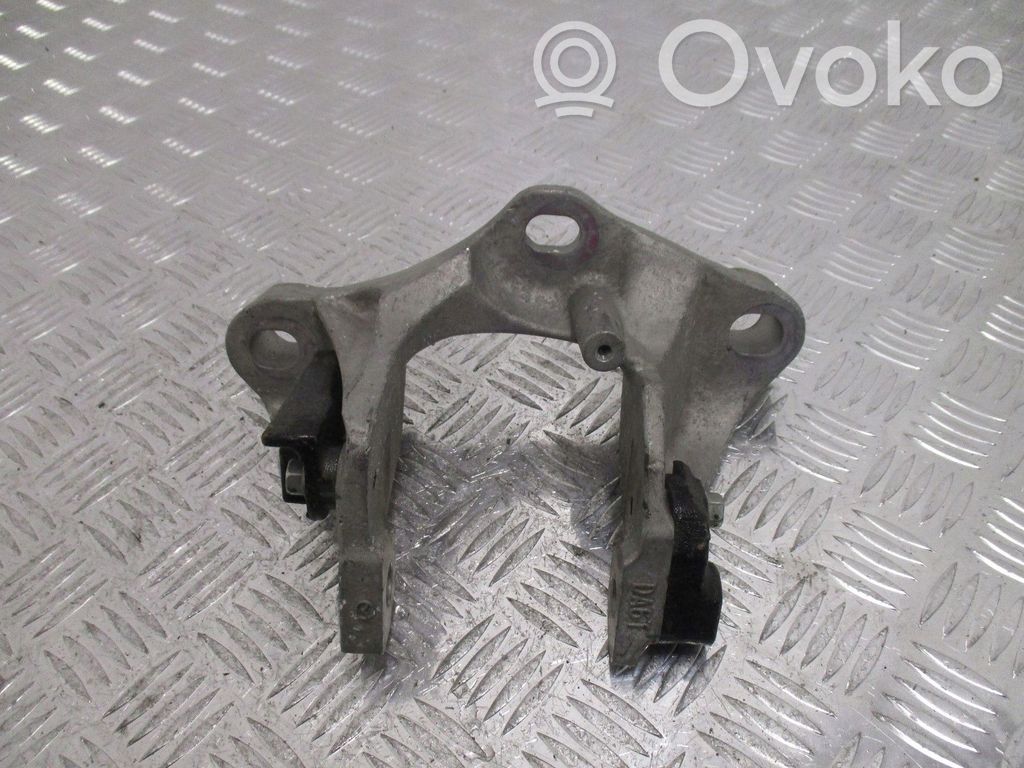 Mazda 2 Engine mount vacuum valve 