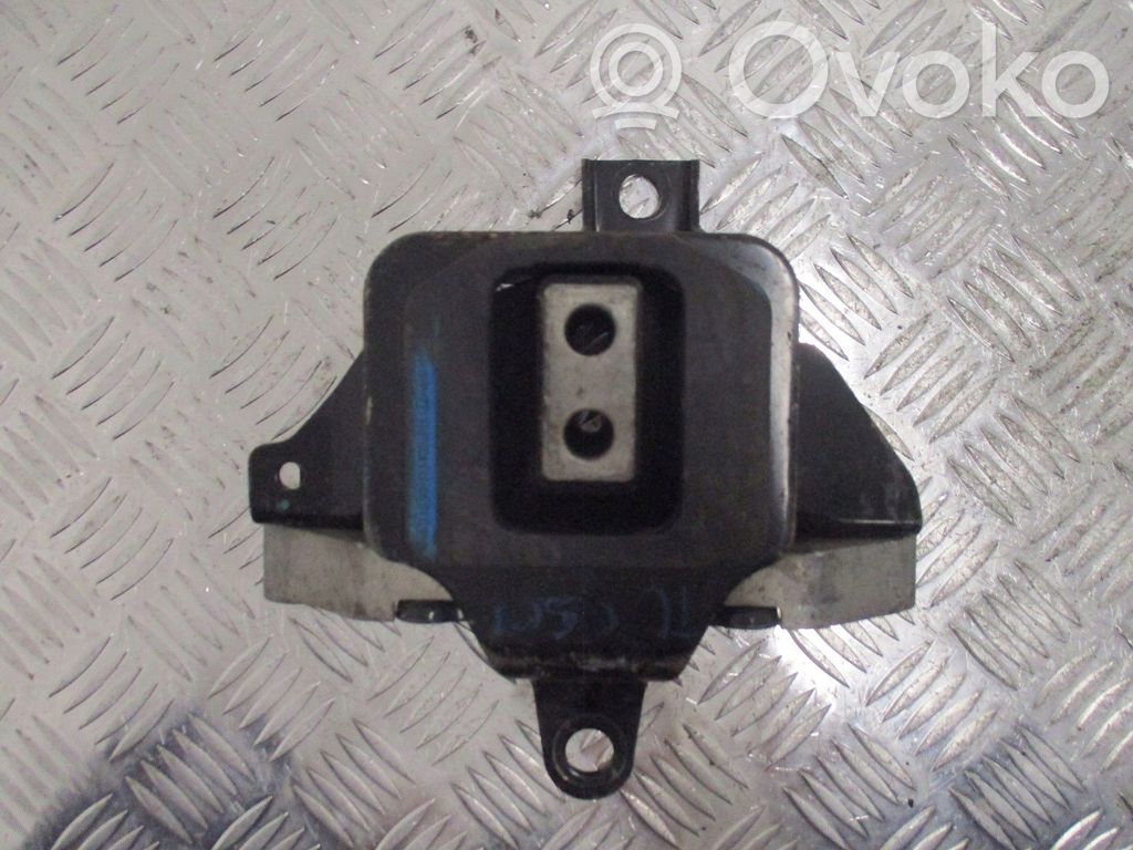 Hyundai H-1, Starex, Satellite Engine mount vacuum valve 