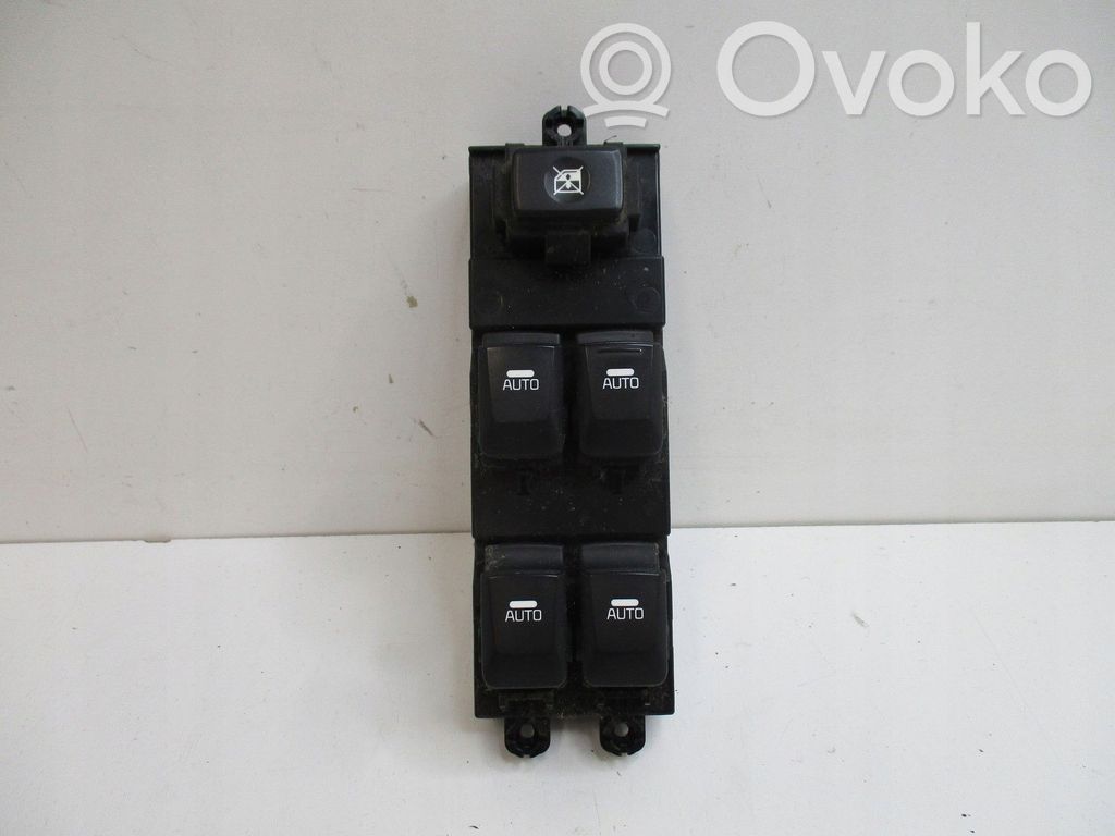 KIA Ceed Central console control unit 