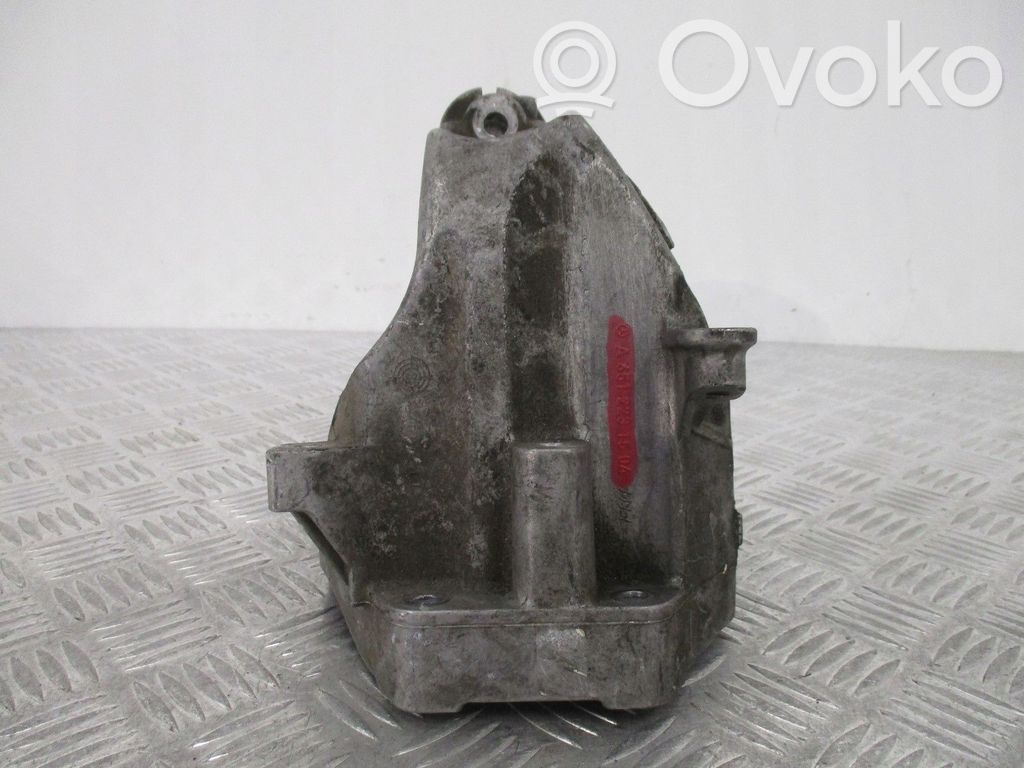 Engine mount bracket   A6512231504