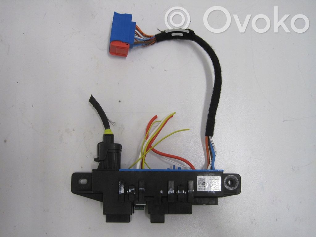 Peugeot 308 Unidad de control/módulo de carrocería central 
