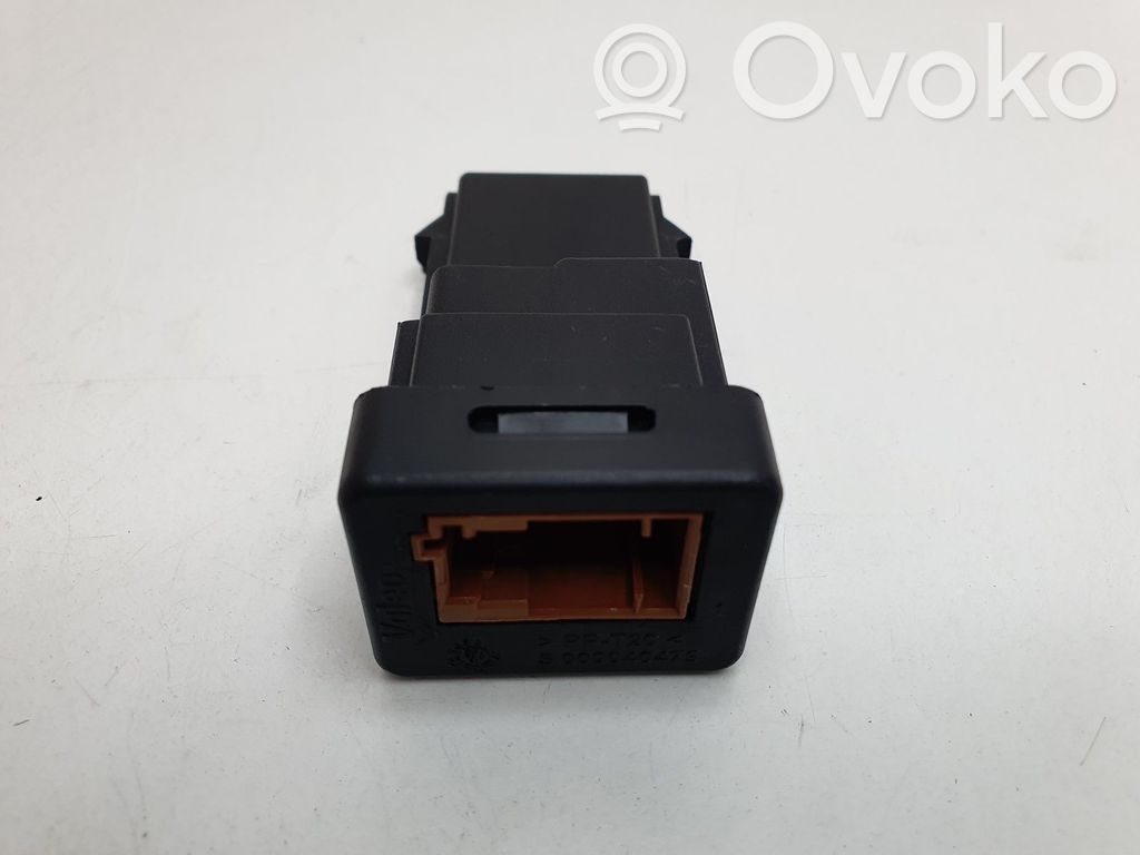 Peugeot 308 Central body control module 