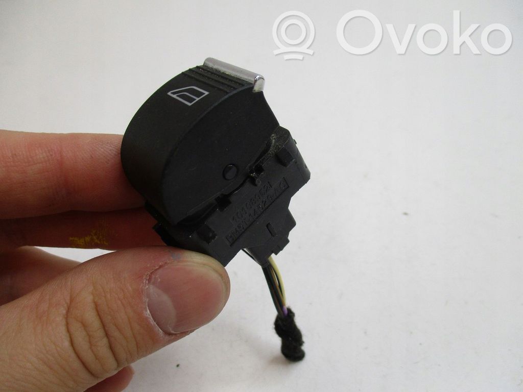 Ford Transit -  Tourneo Connect Central console control unit 