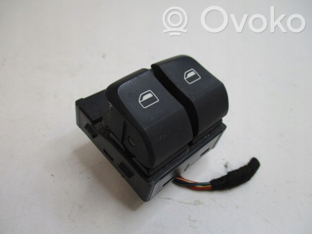 Skoda Rapid (120G, 130G, 135G) Central console control unit 