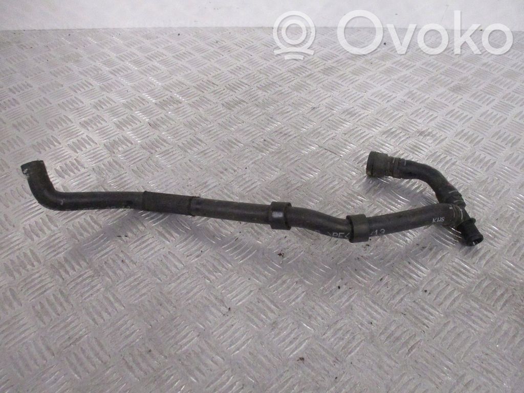 Skoda Rapid (120G, 130G, 135G) Conductă/furtun lichid de răcire motor 
