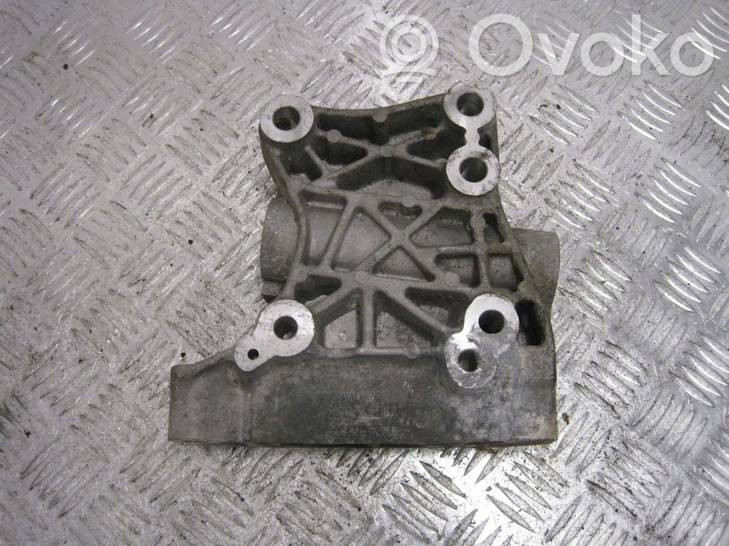 Land Rover Discovery Sport Engine mount bracket 