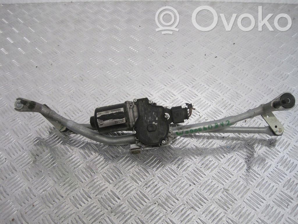 Jaguar F-Pace Front wiper linkage 