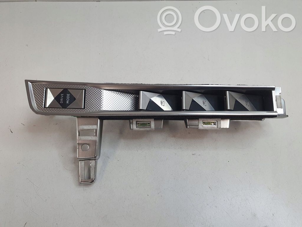 Citroen C4 Grand Picasso Central console control unit 