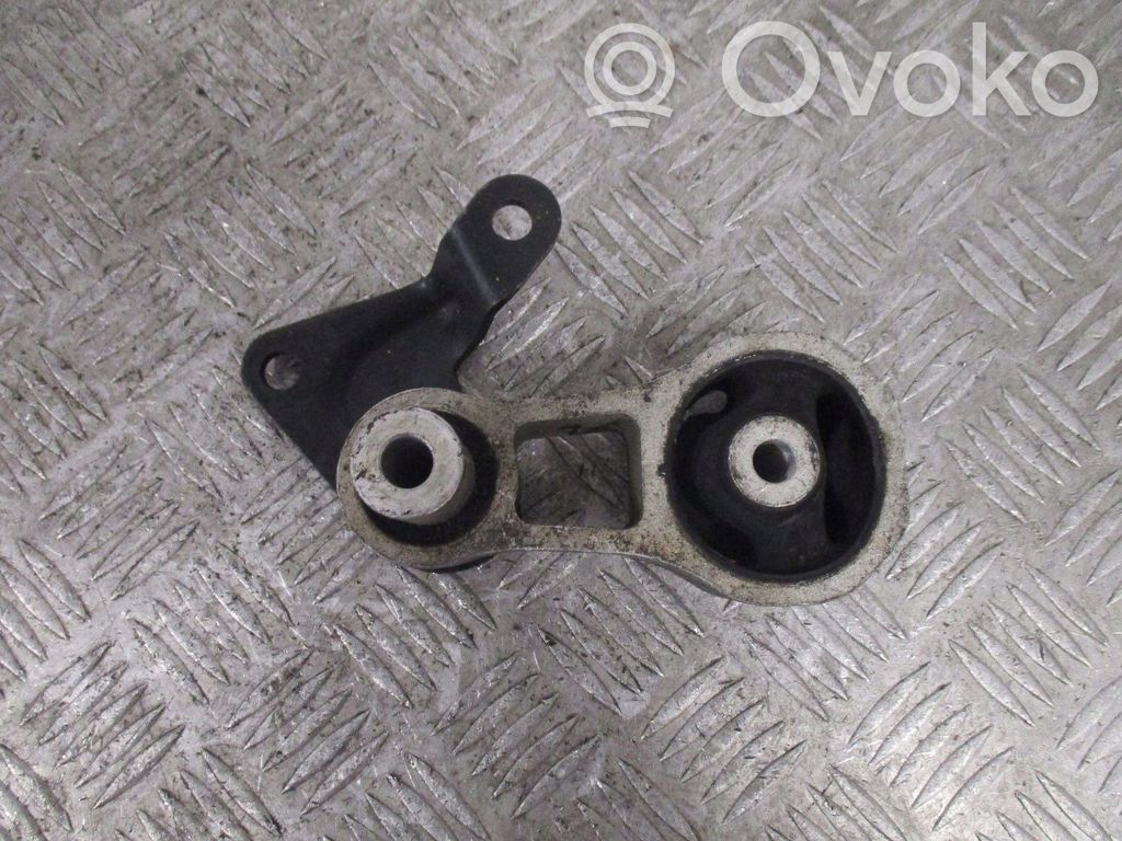 Engine mount bracket   8V516P082AC