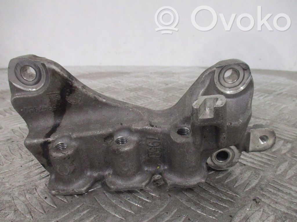 Opel Mokka Engine mount bracket 
