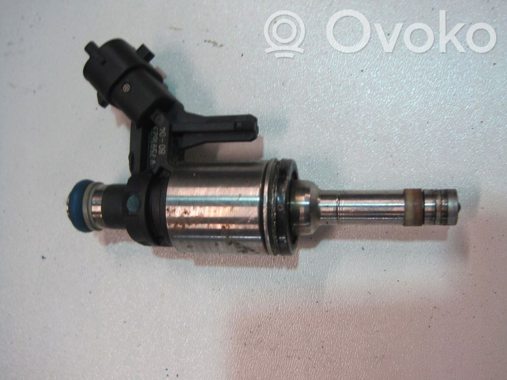 Inyector de combustible   0261500073