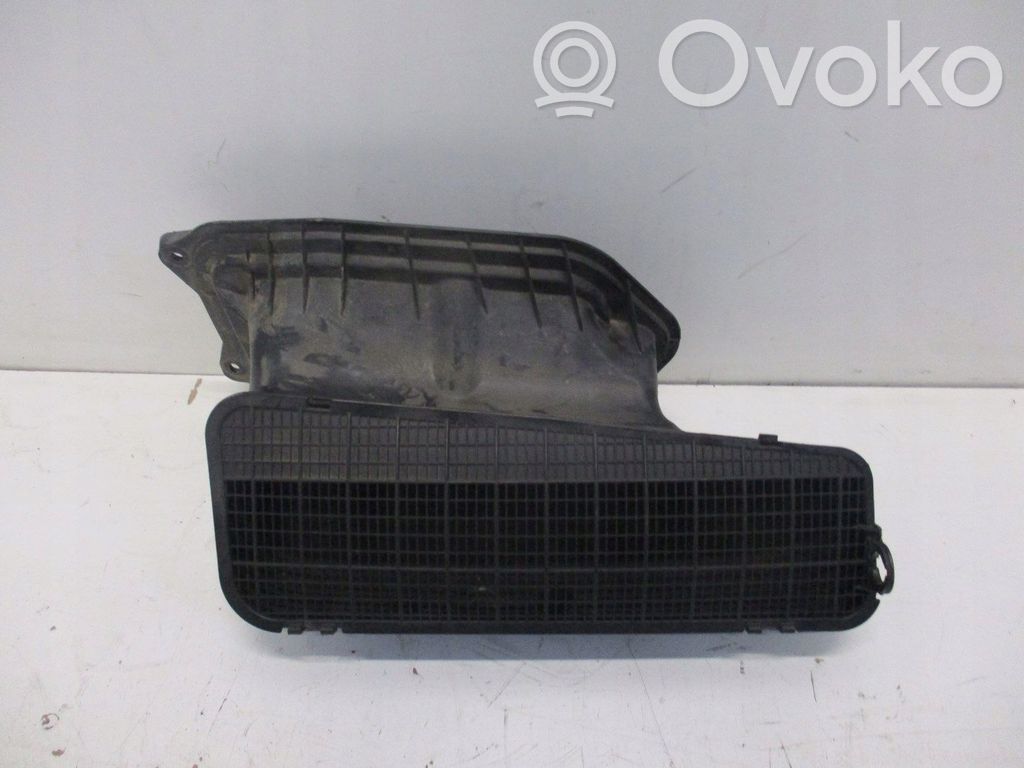 Audi A3 S3 A3 Sportback 8P Grilă ventilație/ramă laterală bord 