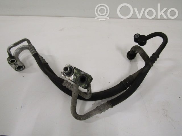 Ilmastointilaitteen putki (A/C)   368128869