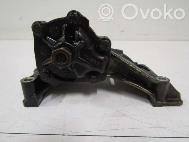 BMW 5 E39 Oil pump 