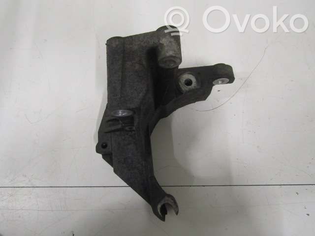 Ford Focus Soporte de montaje del motor (Usadas) 