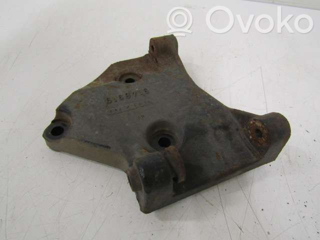Generator/alternator bracket   9146919