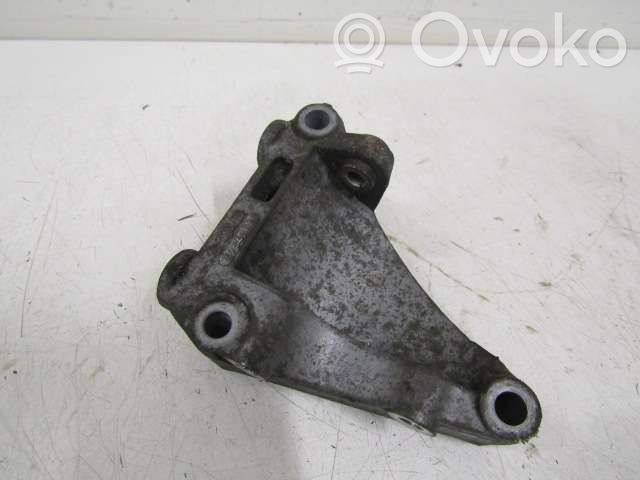 Saab 9-5 Power steering pump mounting bracket 